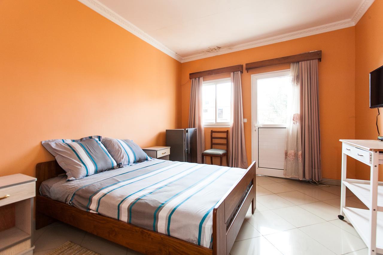 Oceanis Home & Voyages Ivato  Bagian luar foto